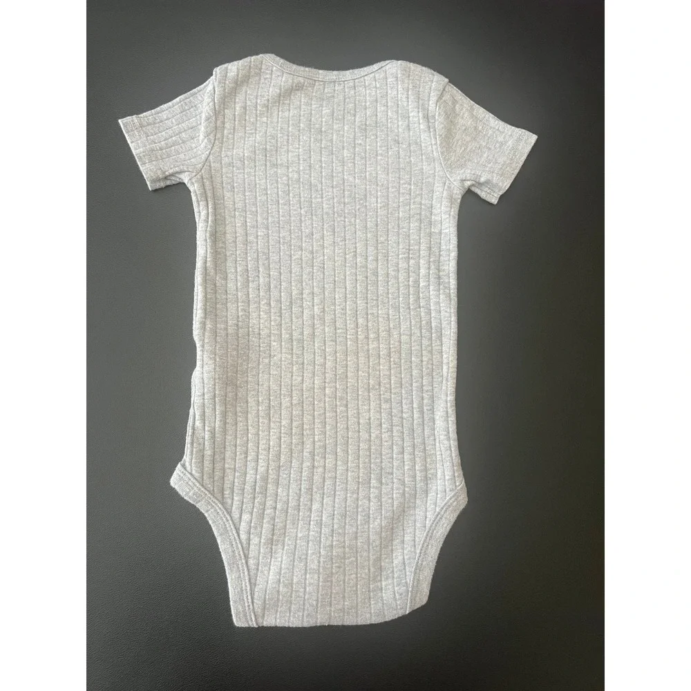 Carters Child of Mine Baby Bodysuit 18M Heather Grey Short Sleeve Onesie (0954)